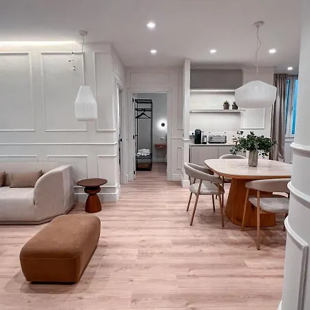 Apartment Hernan Cortes 7 Boutique