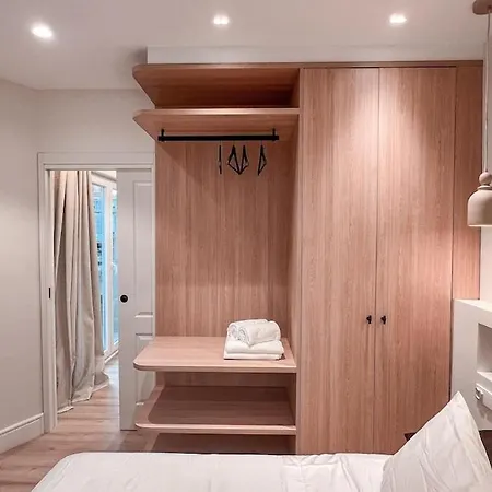 Hernan Cortes 7 Boutique Apartment Vigo